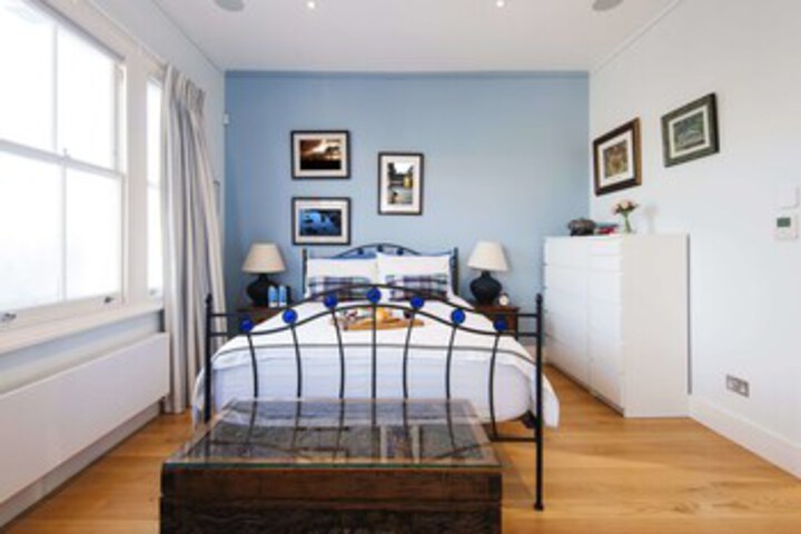 Room 17 of 20
