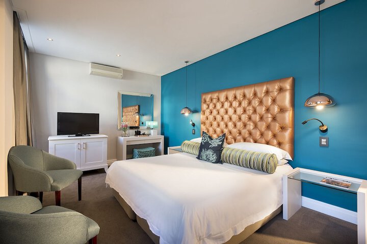 Room 22 of 48