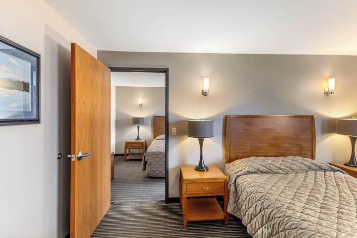Room 45 of 127