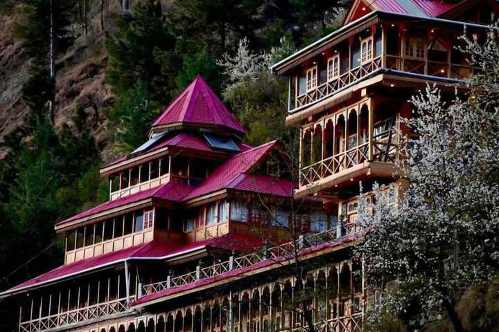 Tirthan Village Resort