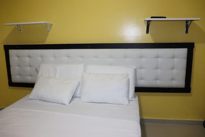 Room 8 of 23
