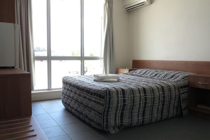 Room 5 of 23