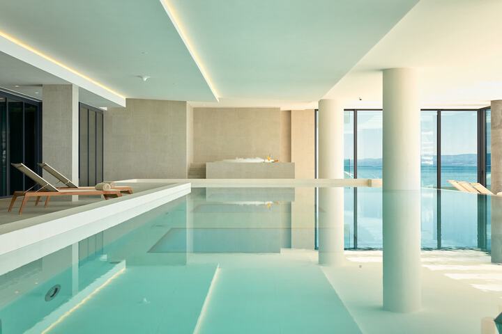 Pool 54 of 106