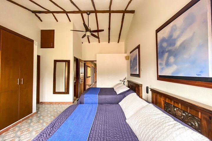 Room 16 of 82
