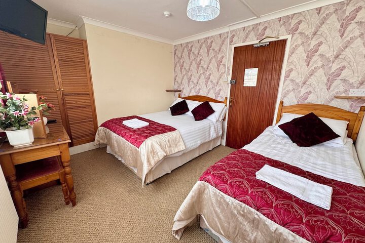 Room 15 of 44