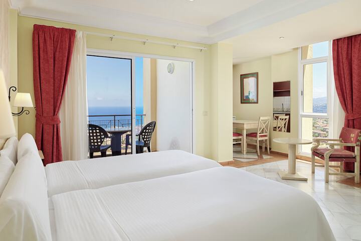 Room 20 of 65