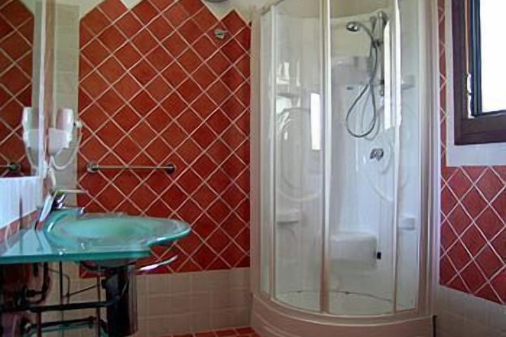 Bath Interior