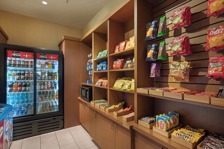 Snack bar