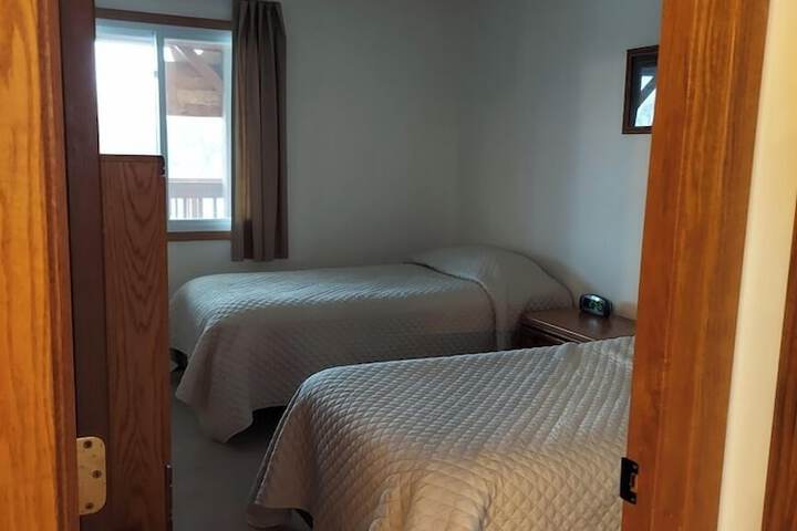 Room 3 of 21
