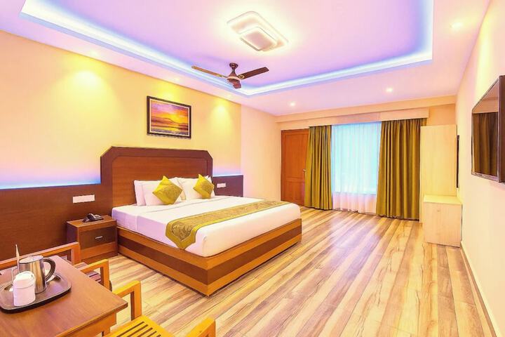 Hotel J J Regency Manali