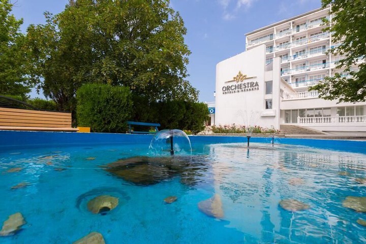 Pool Hotel