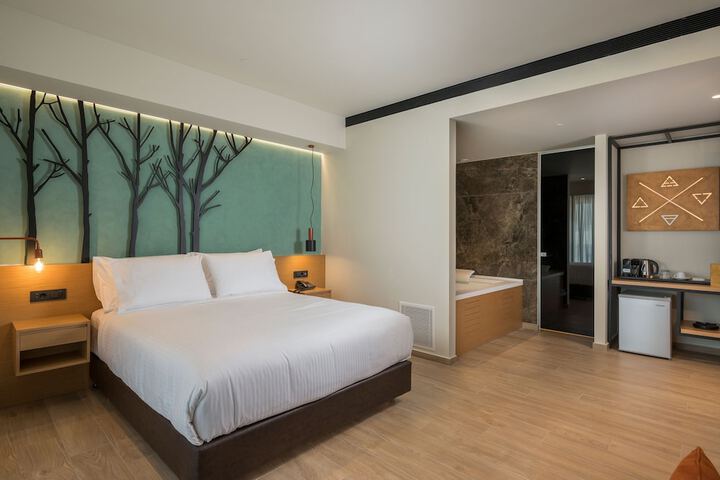 Room 14 of 147