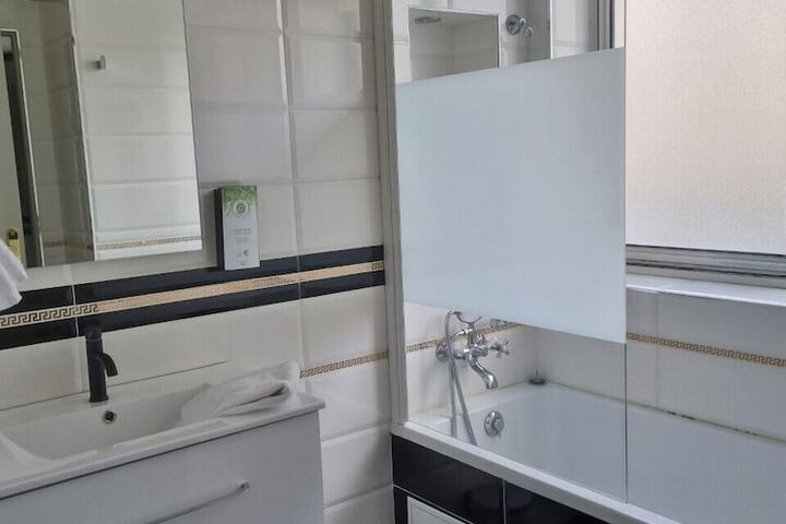 Clean Restrooms
