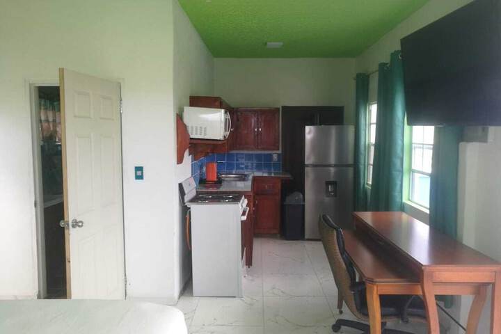 Room 32 of 60