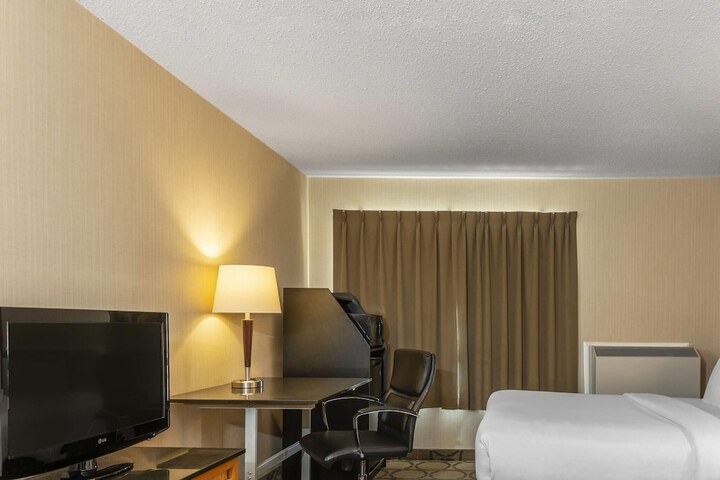 Room 21 of 45