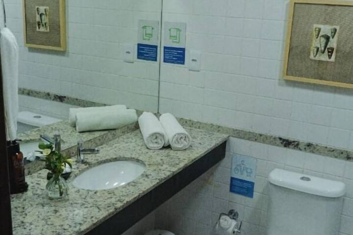 Room 15 of 20