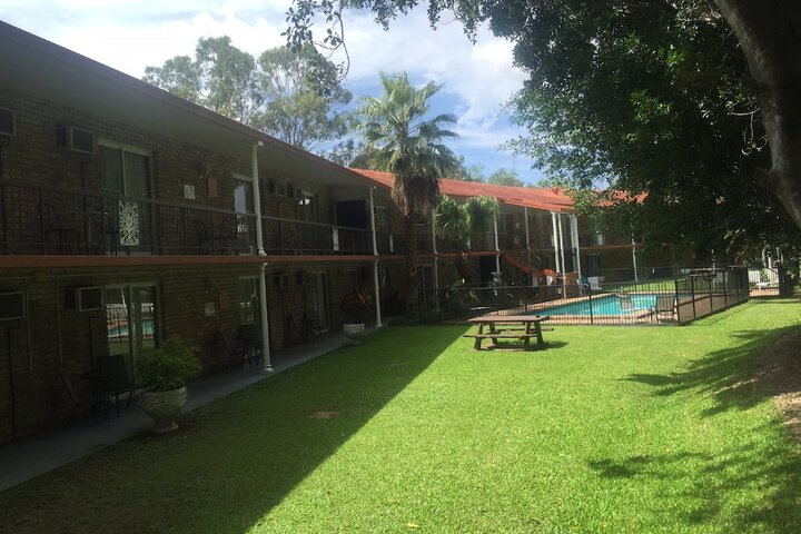Property Grounds 21 of 30