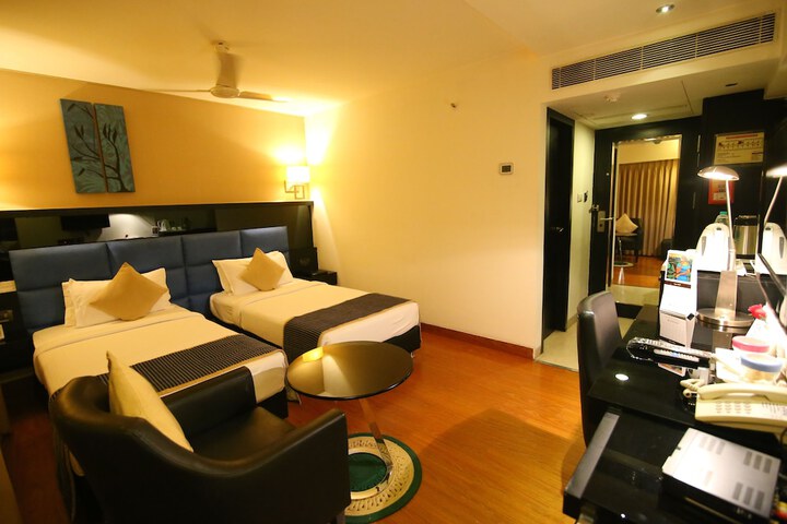 Room 50 of 80