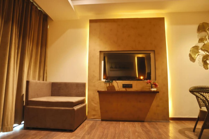 Room 95 of 196
