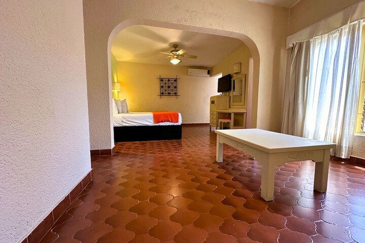 Room 8 of 59