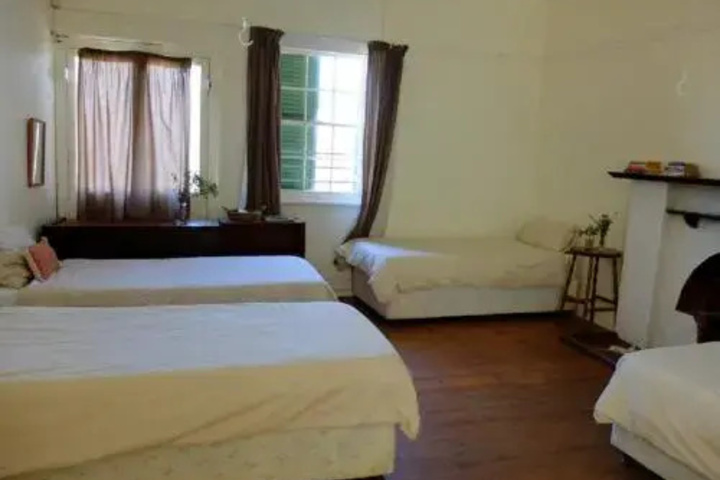 Room 2 of 22