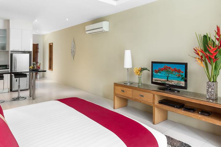 Room 5 of 147