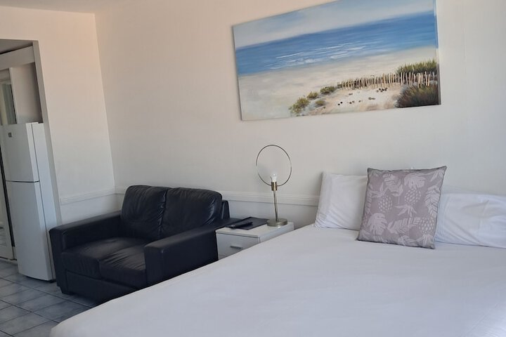Room 48 of 62