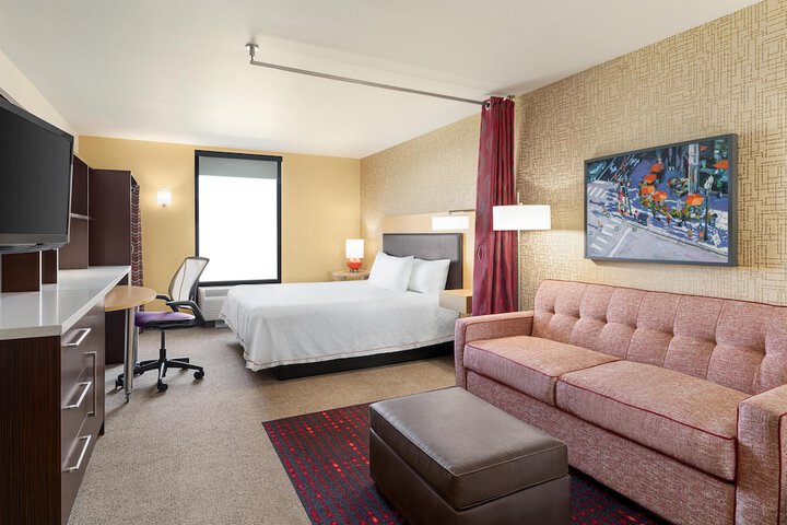 Room 15 of 37