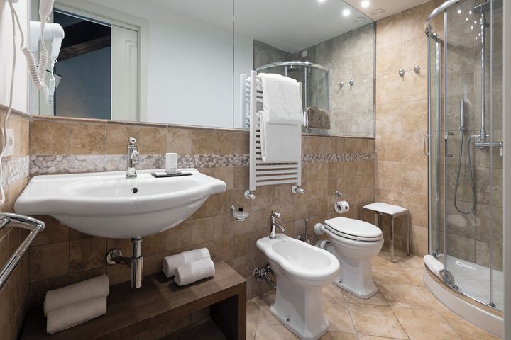 Clean Restrooms