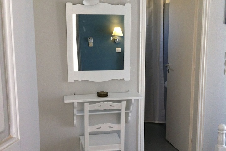 Room 15 of 60