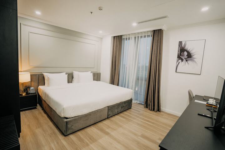 Room 6 of 22