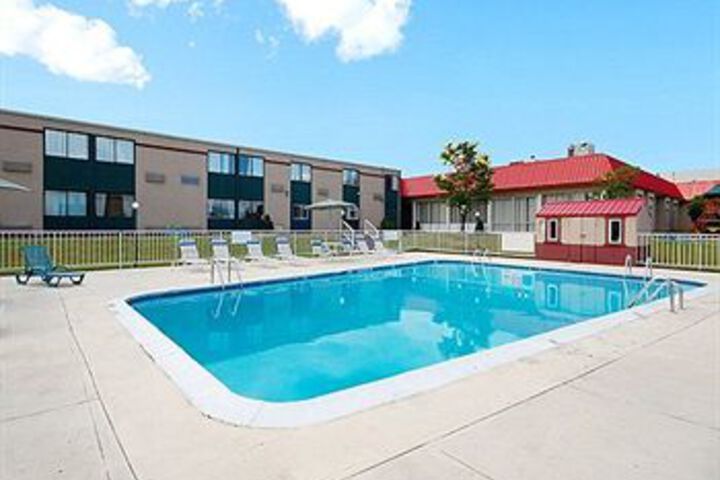 Pool 5 of 6