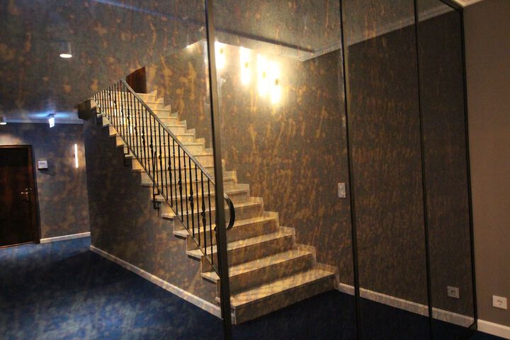Ballroom/Hall 12 of 15