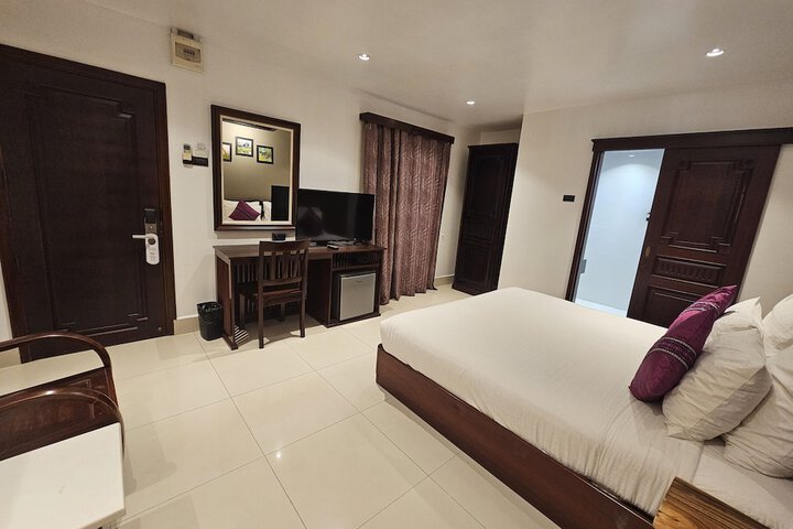 Room 30 of 110