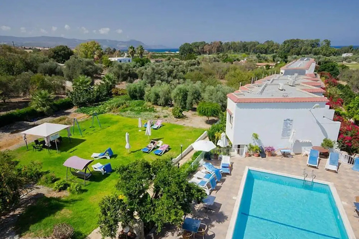 Photo 13