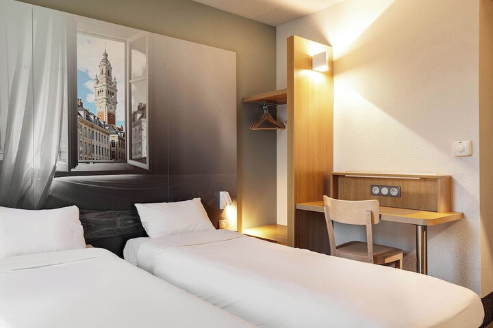 Room 21 of 53