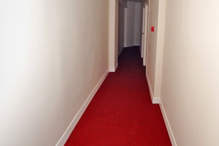 Ballroom/Hall 32 of 40
