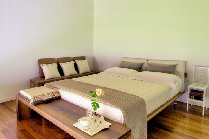 Room 3 of 39