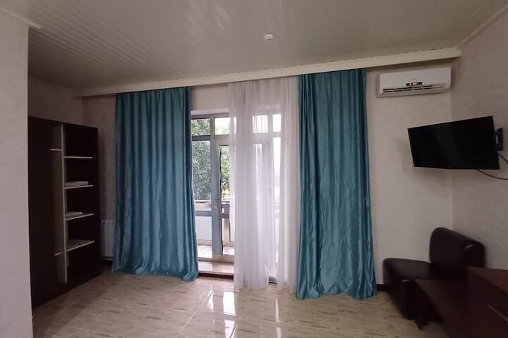 Room 3 of 31