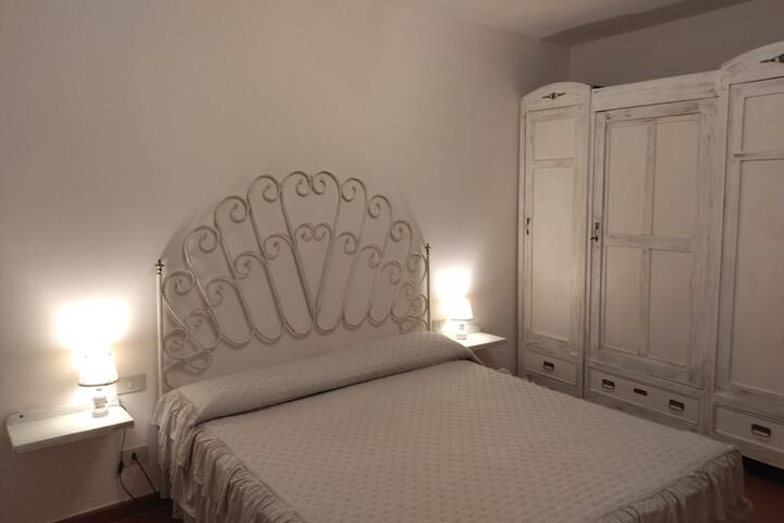 Room 34 of 145