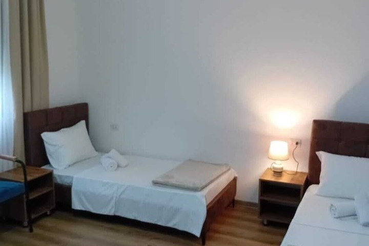 Room 3 of 12