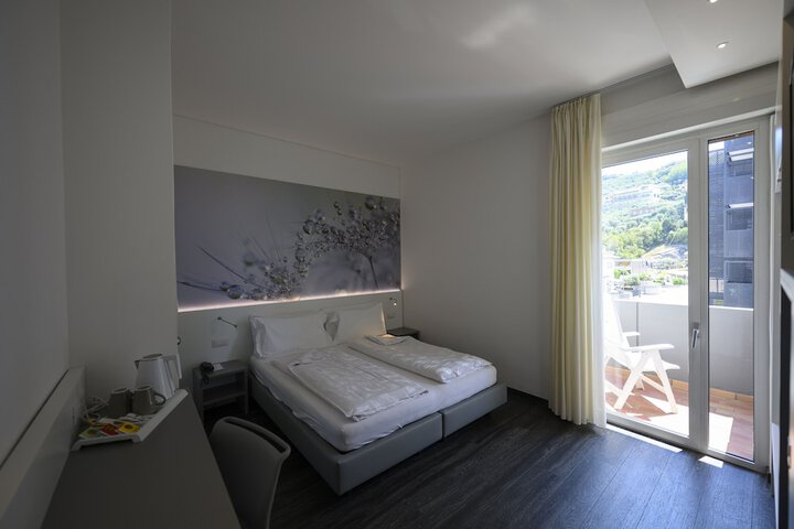 Room 17 of 71