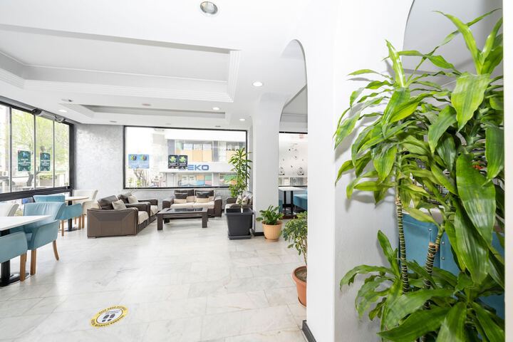 Hotel Lobby