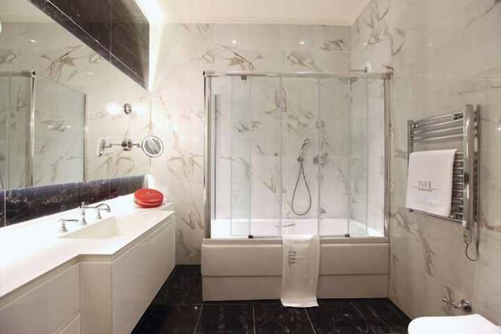 Clean Restrooms