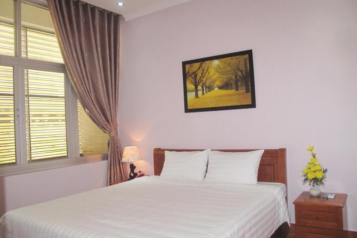 Queen Hotel 70 Le Thanh Tong