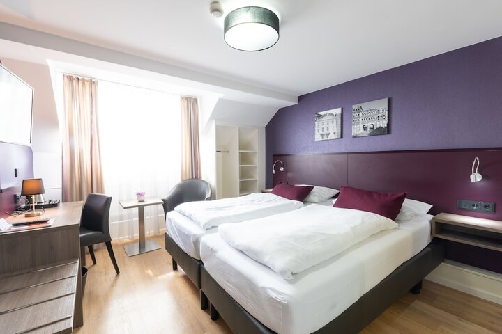Room 12 of 55