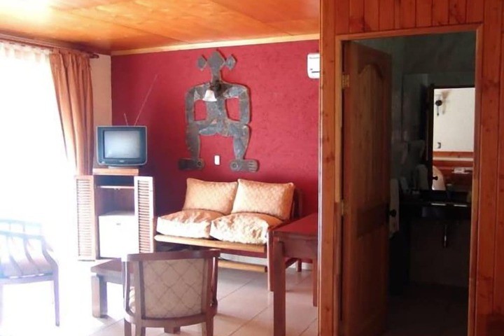 Room 12 of 28