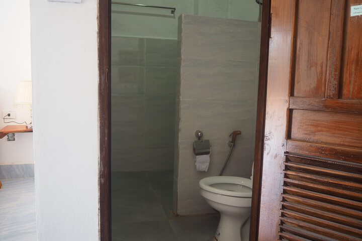 Room 20 of 28