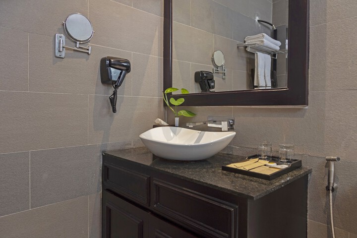 Clean Restrooms