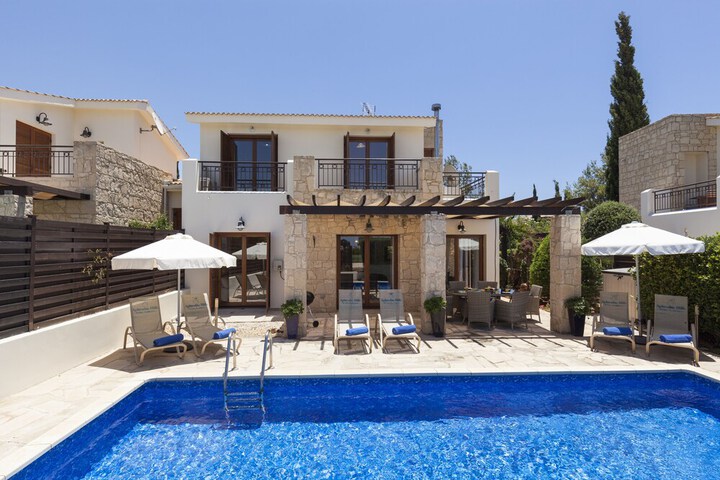 Terrace/Patio 73 of 146